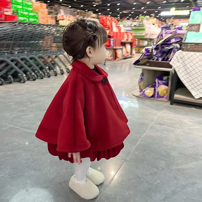2024女童洋气外套秋冬宝宝新款红色儿童童装斗篷披风洋气披肩
