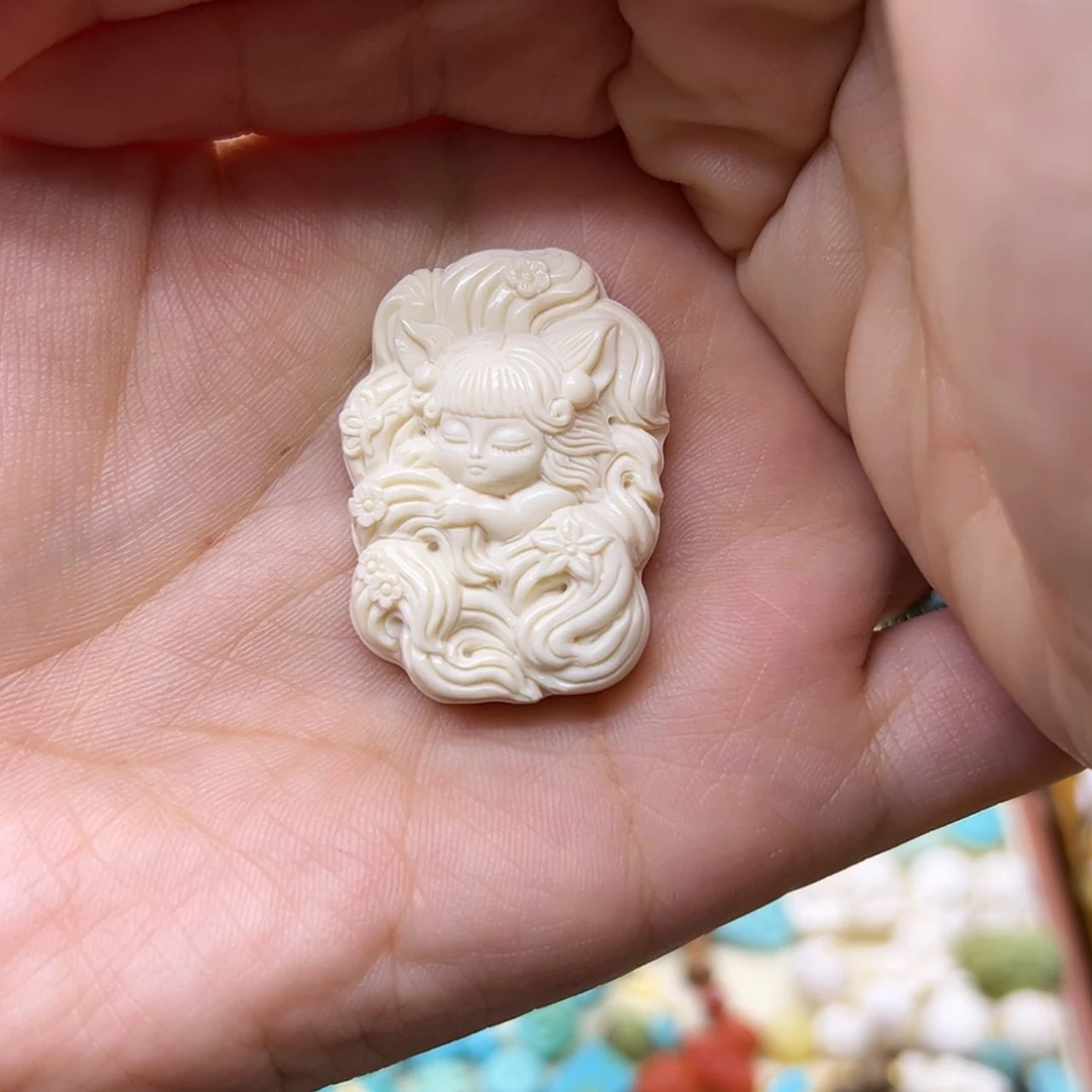 【闪购商品】琥珀裸石未镶嵌媛****）