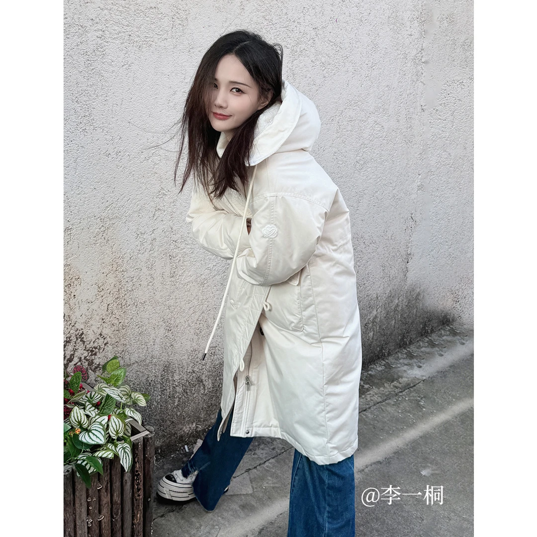 【中国好羽绒】茵曼三防抽绳连帽毛领冬女羽绒服加厚保暖中长款外套