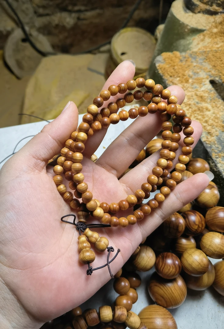 太行崖柏0.6×108颗珠男女通戴