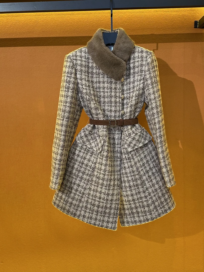 品牌BH-白鸭绒羊毛羽绒服2024冬季新款时尚中长款大衣BHK1137