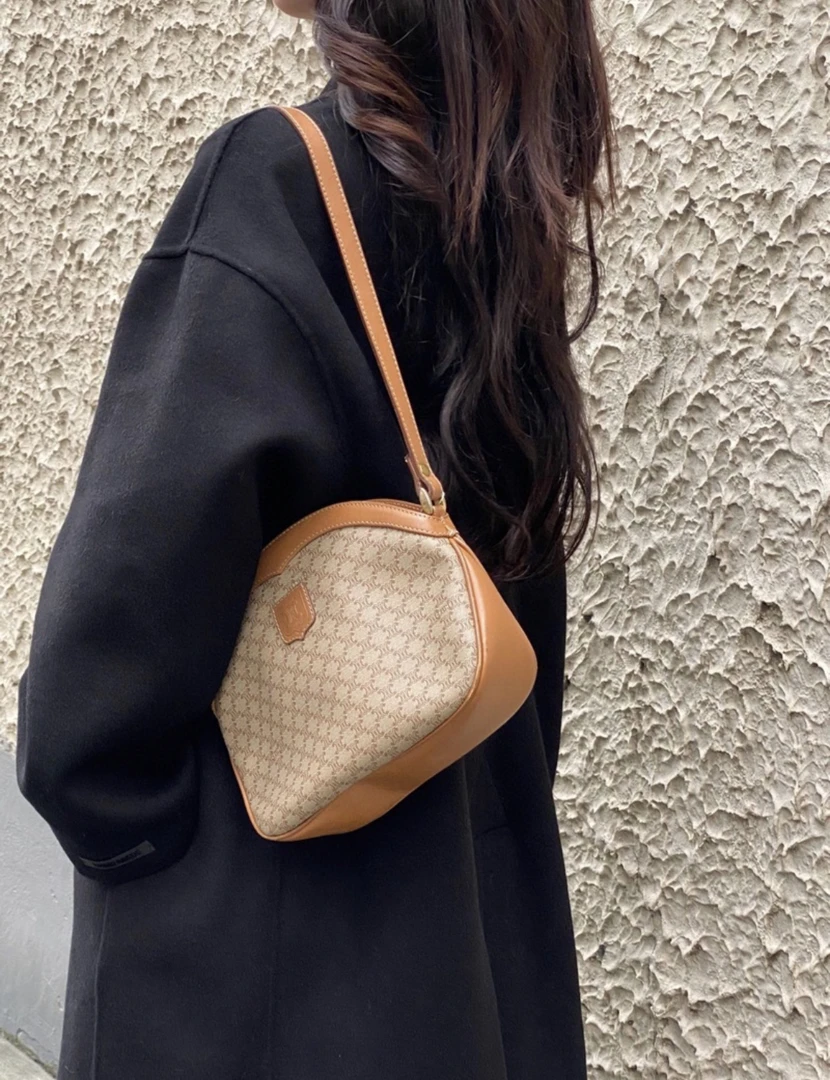 95新 Celine/思琳 米花斜挎马鞍包 通勤百搭