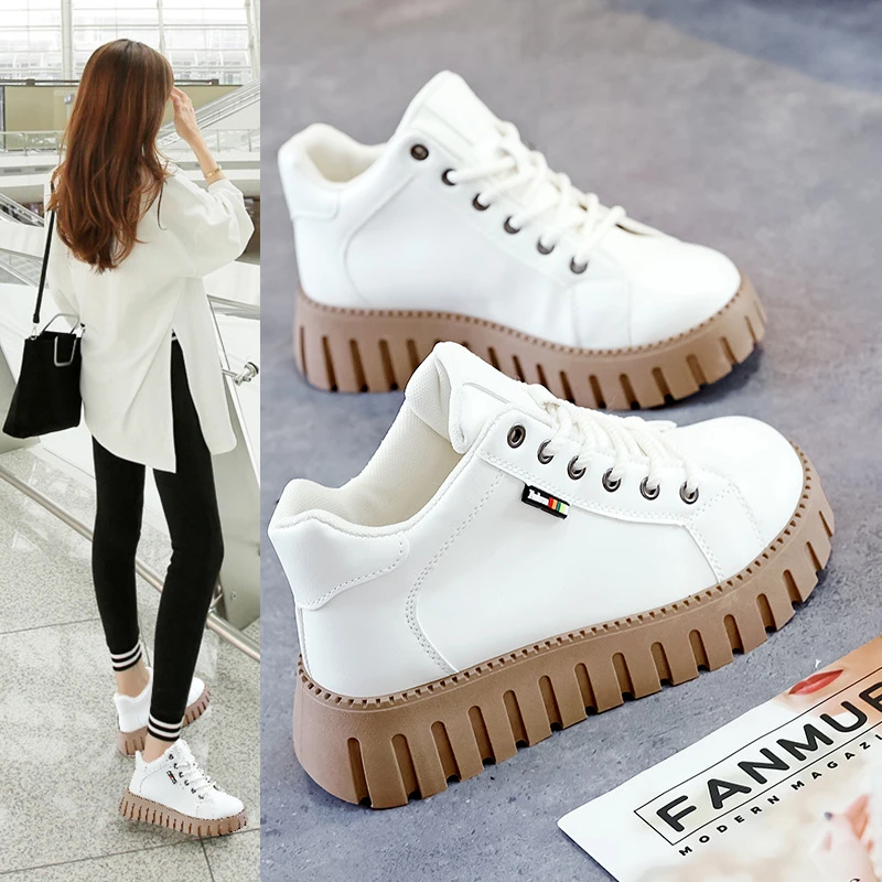 女鞋2025新款秋冬黑色小皮鞋软底舒适休闲单鞋厚底上班爆款