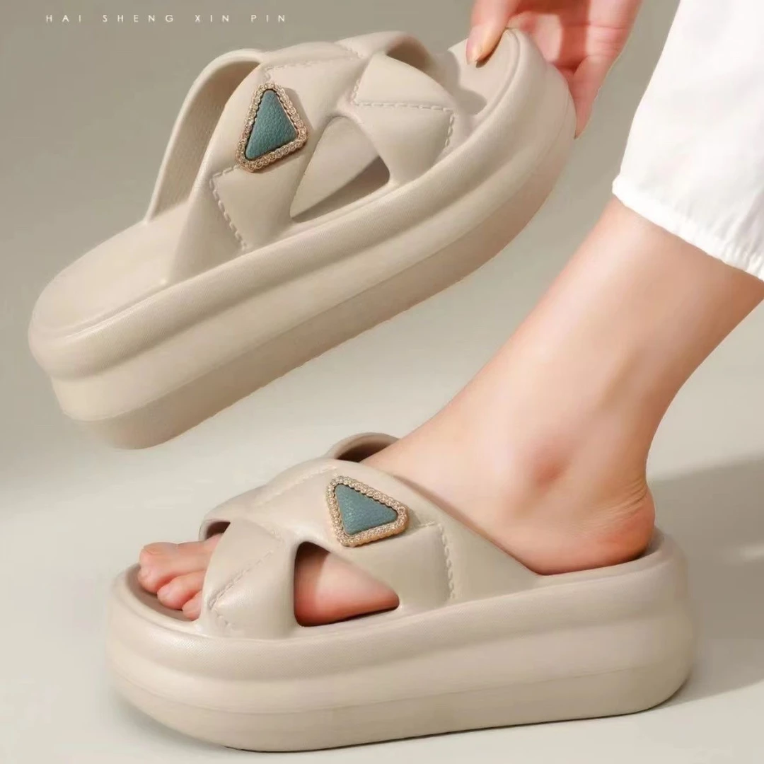 [w]女士一字拖厚底防滑凉拖鞋踩屎感小个子高跟外穿软底百搭拖鞋