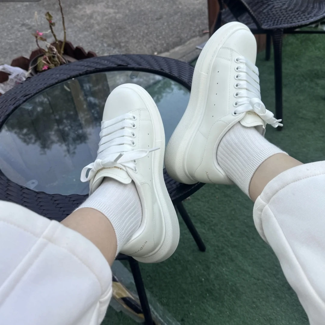 95新 YSL/圣罗兰 95新 巴黎世家 安洁利严选/XK0112474 板鞋