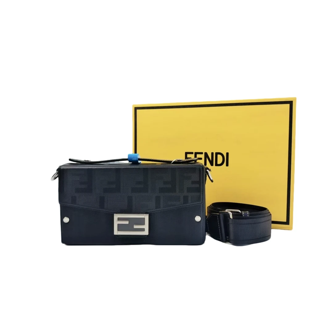 95新 FENDI/芬迪 安洁利严选单肩包/YH101612