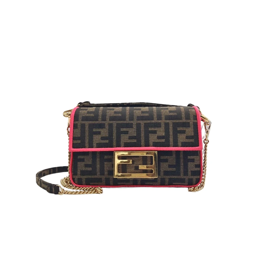 99新 FENDI/芬迪 安洁利严选法棍/BK0139841 斜挎包