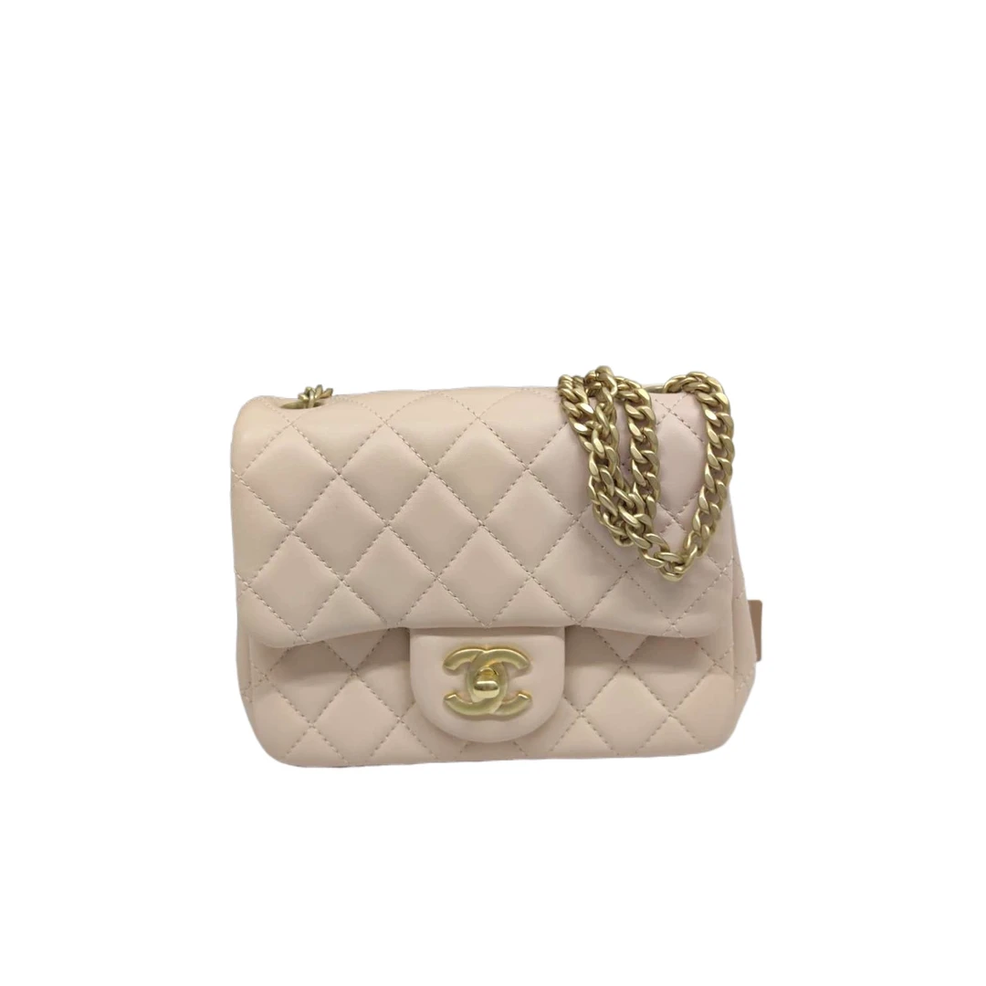 全新未使用 香奈儿 安洁利严选口盖包/BK0125421