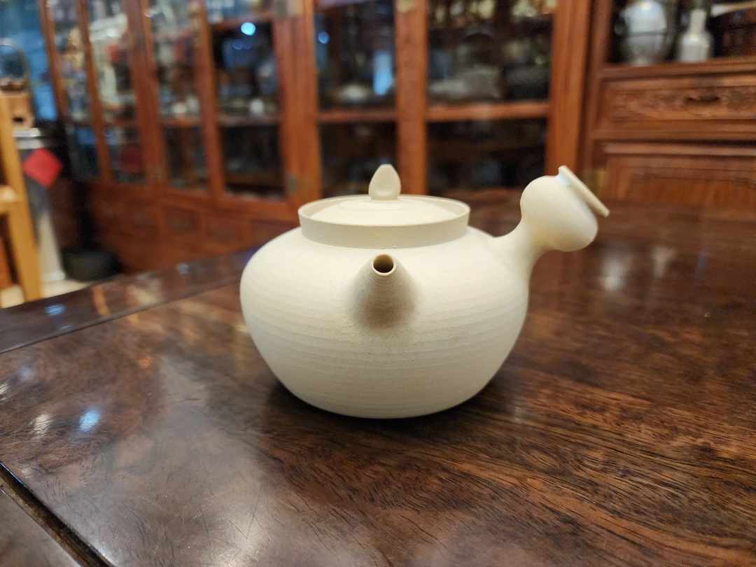 白砂铫炭炉用凹底花瓶把400CC左右