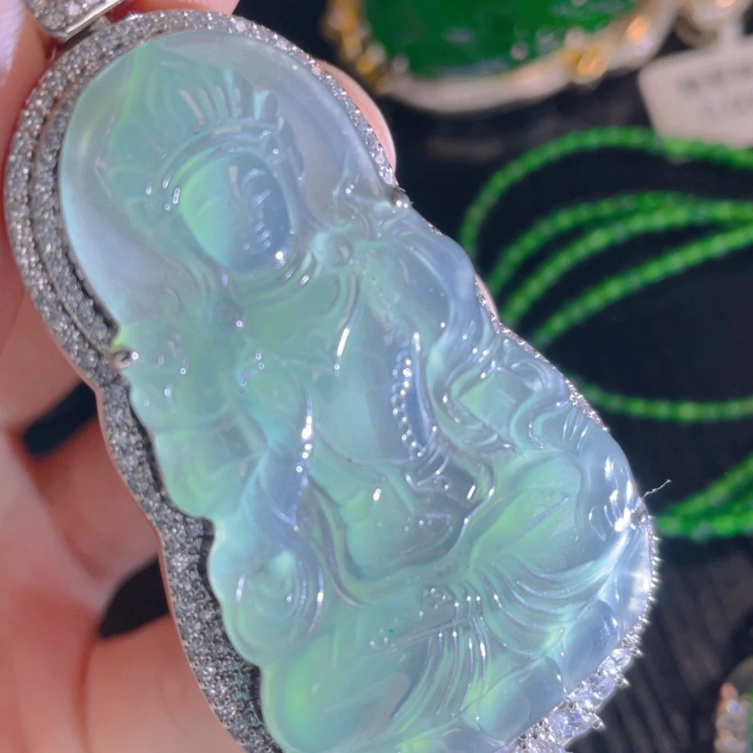 【闪购商品】翡翠颈饰未镶嵌