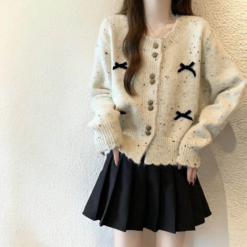 韩系chic彩点针织开衫女2025秋冬新款大码胖mm短款蝴蝶结毛衣外套