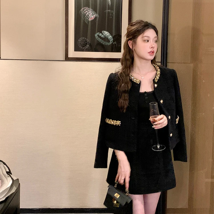 【朵拉】常规内里微胖大码小香风套装秋冬气质短外套+半身裙两件套