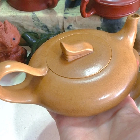 紫砂茶壶大家都喜欢一把紫砂壶