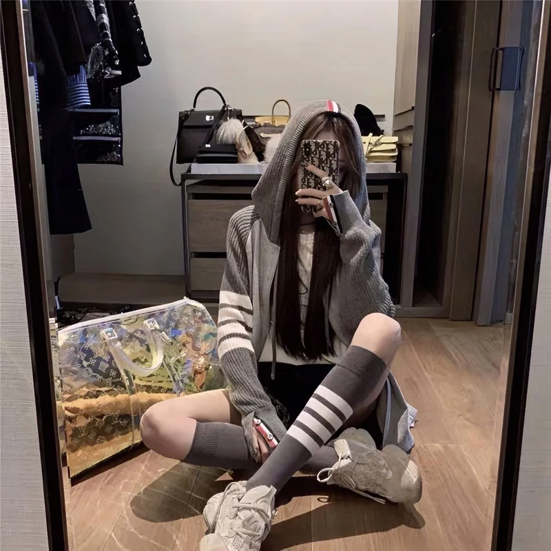 小腿袜子女春秋健身网红长筒学院风显瘦百搭高筒时尚条纹ins瑜伽