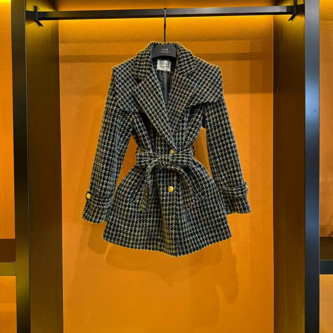 冬季上新丨羽绒白鸭绒羊毛时尚设计师轻奢显瘦收腰LOVES-A1470