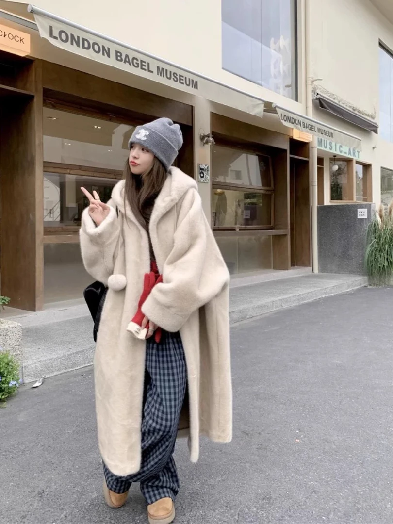 27090韩代高货新年款皮毛一体长宽外套8816衣长120