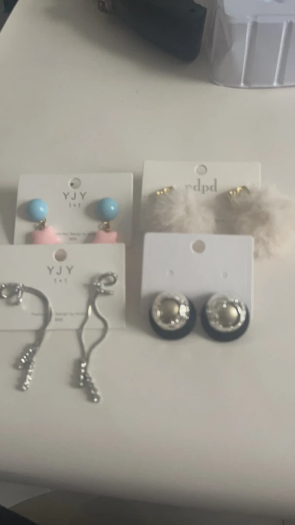 925银合成锆石耳饰 铜合金锆石925银针耳饰（精致时尚百搭）