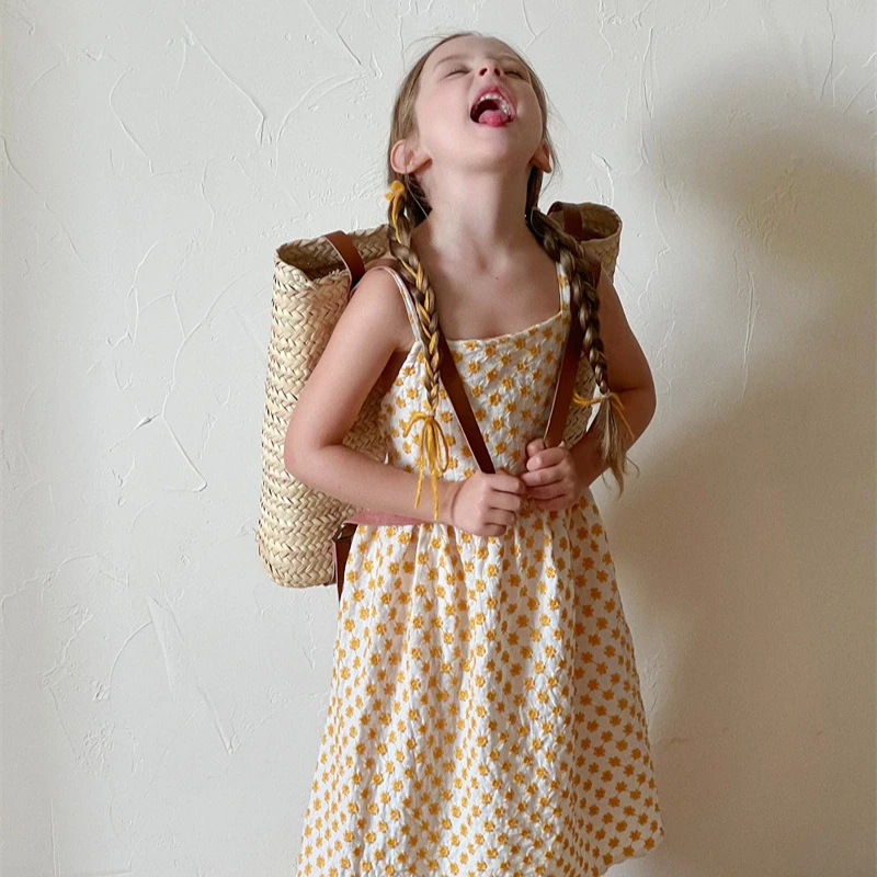 橙乐2024夏季韩版女童刺绣露背连衣裙 女童吊带裙24125