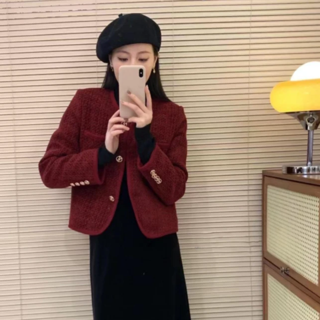 TWT红色晚会//小香风红色上衣休闲女冬季气质外套54D1121