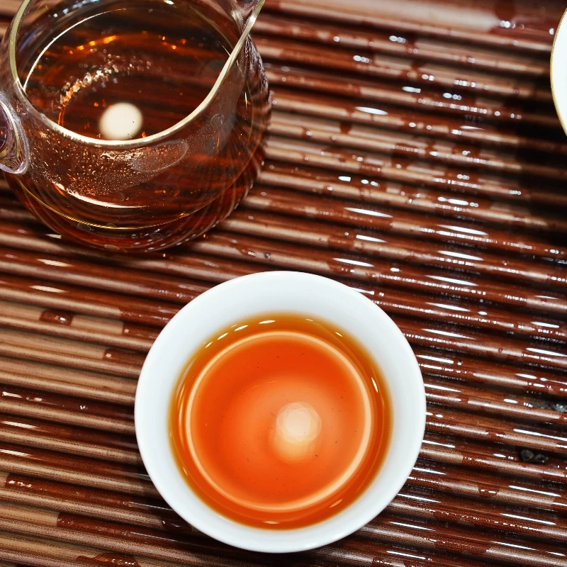 九八年班章枣香茶砖250g/片