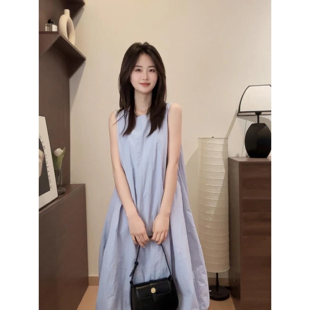 法式白色背带连衣裙女夏季薄款2024新款设计感小众小个子花苞裙子