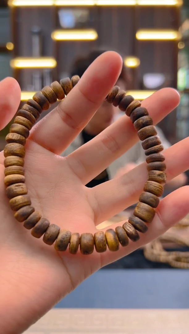 【闪购商品】沉香手串号张勺子厚片单圈多样性发一068