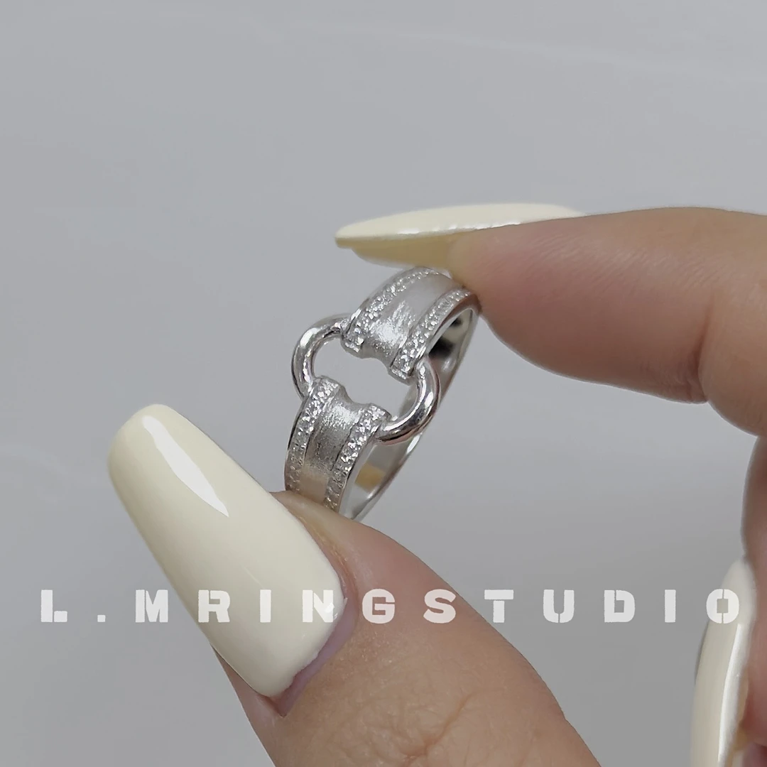 925银戒指 L.M-021 小众设计感拉丝微镶锆石圆形高级感闭口戒