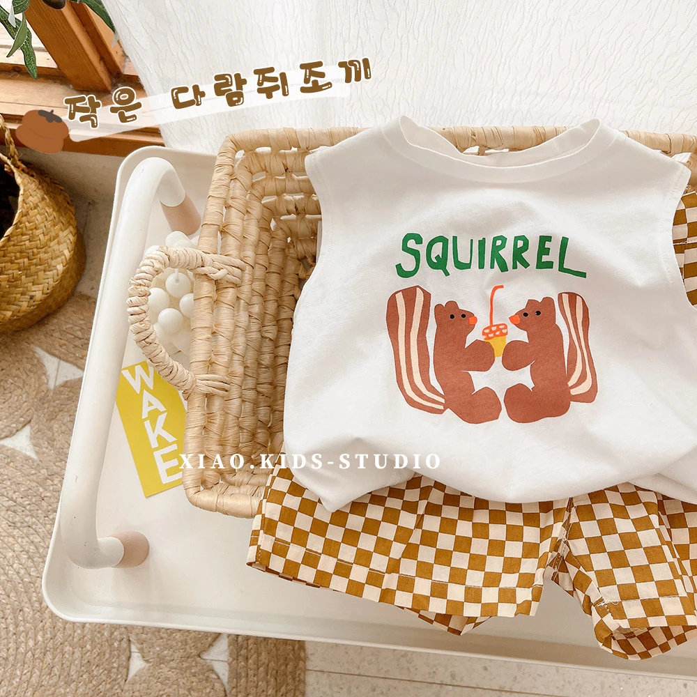 儿童小松鼠印花无袖背心新款2024纯棉宝宝无袖t恤夏季薄款上衣