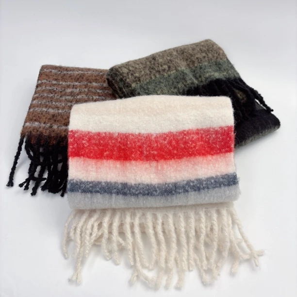 第二批 彩色马海毛围巾•SEVEN