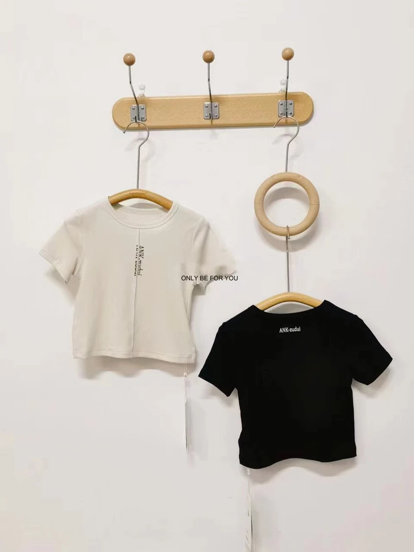 【豪宝贝】2024新款韩版字母线条设计感小众圆领短袖T恤160B