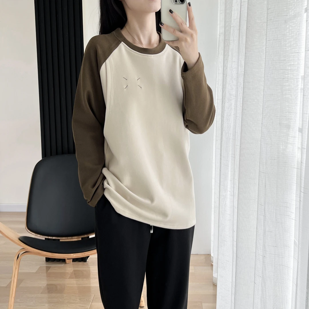 产后哺乳期妈妈春秋拼色外穿上衣中长套头卫衣时尚宽松外穿喂奶衣