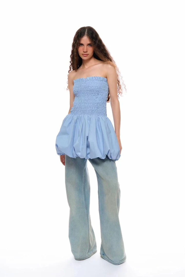 PANN时尚直腰微喇牛仔裤