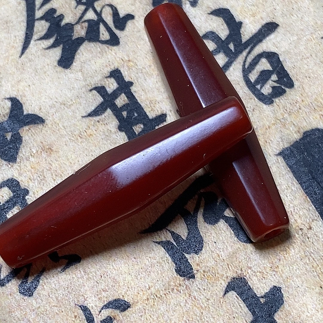 天然红玛瑙桶珠吊坠挂件颈饰