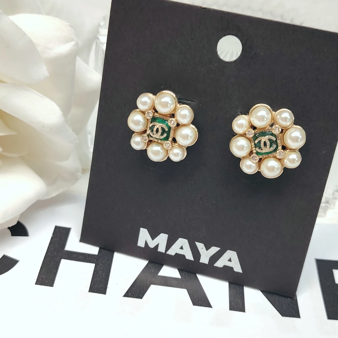 95新 Chanel/香奈儿 中古珍珠绿琉璃双C耳钉/M43127
