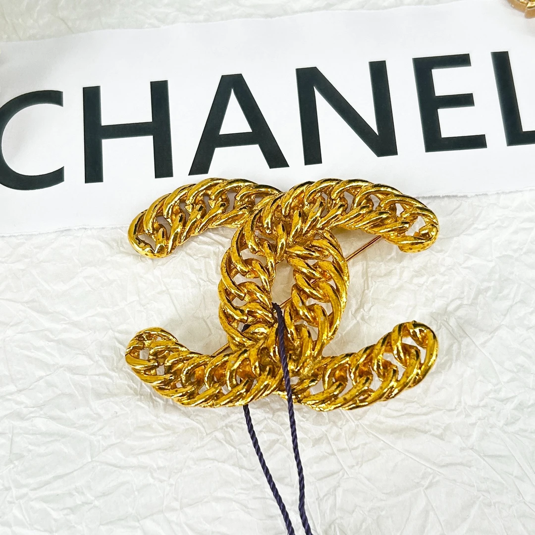 95新 Chanel/香奈儿 中古素金麻花胸针