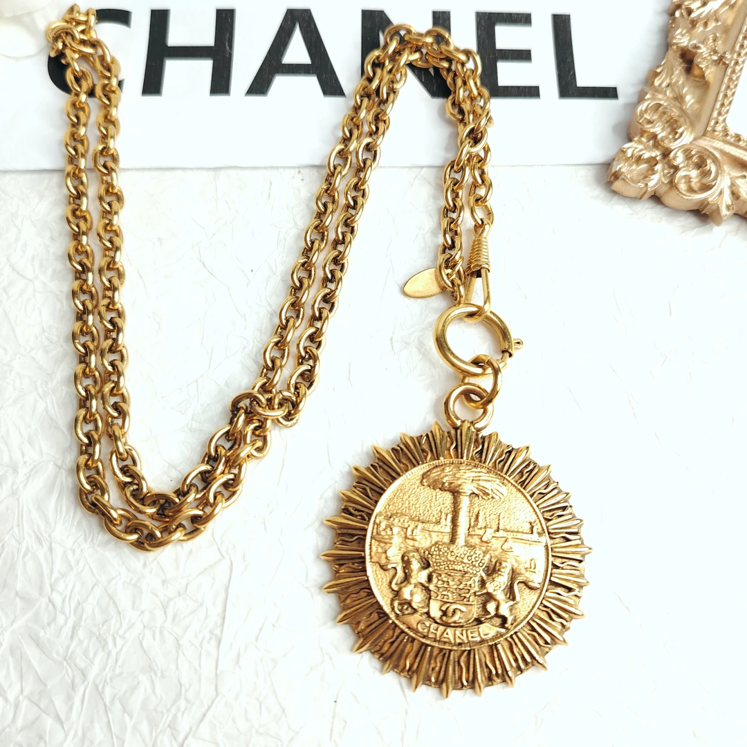 95新 Chanel/香奈儿 中古素金浮雕项链/EJ47165