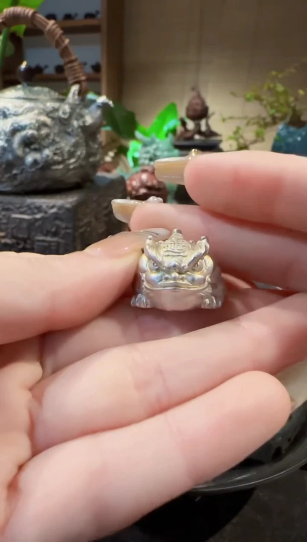 【闪购商品】足银999蟾蜍茶宠