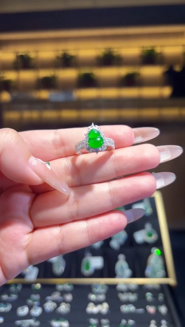 【闪购商品】翡翠戒指银S925镶嵌葫芦戒指