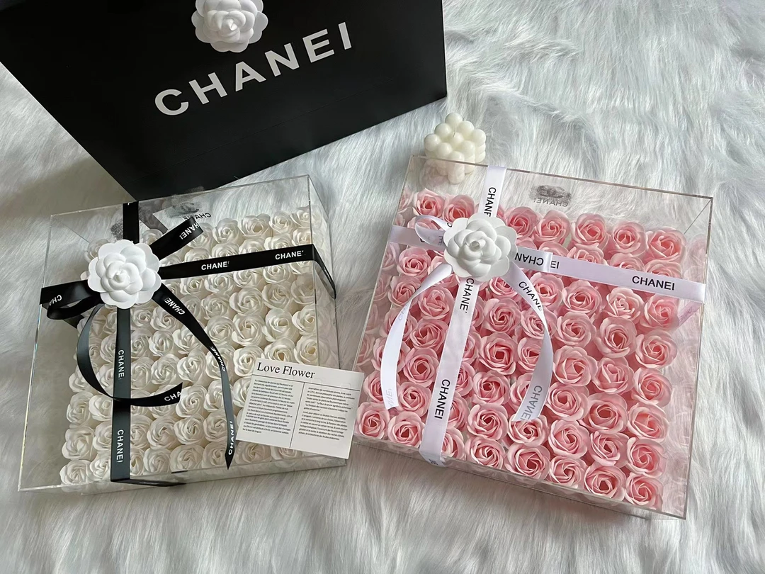 小香风镜面平铺永生香皂花礼盒送女友闺蜜生日表白纪念日礼物网红