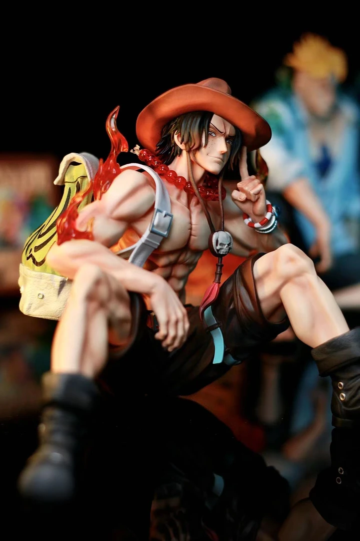 【现货】BT坐姿艾斯GK手办