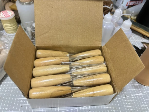 实木可乐锥子 千枚通锥子手工diy皮具斩类打孔扩孔直锥皮革扩孔锥