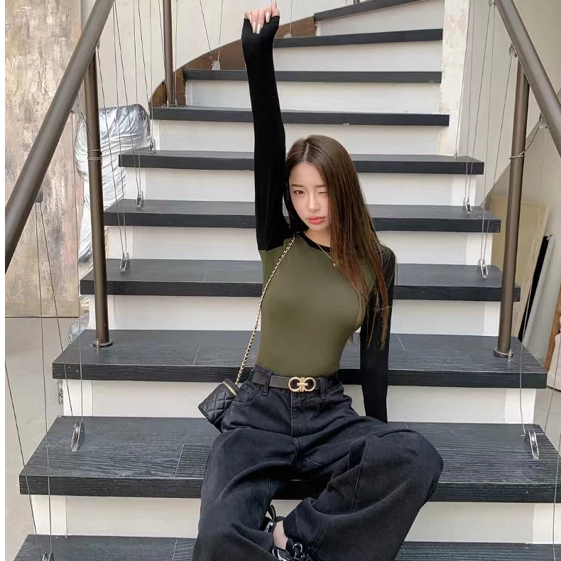 撞色早春新款正肩长袖T恤女设计感洋气内搭打底衫学院风上衣