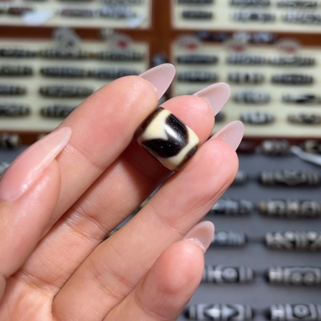 【闪购商品】玛瑙/玉髓珠宝半成品未镶嵌無*