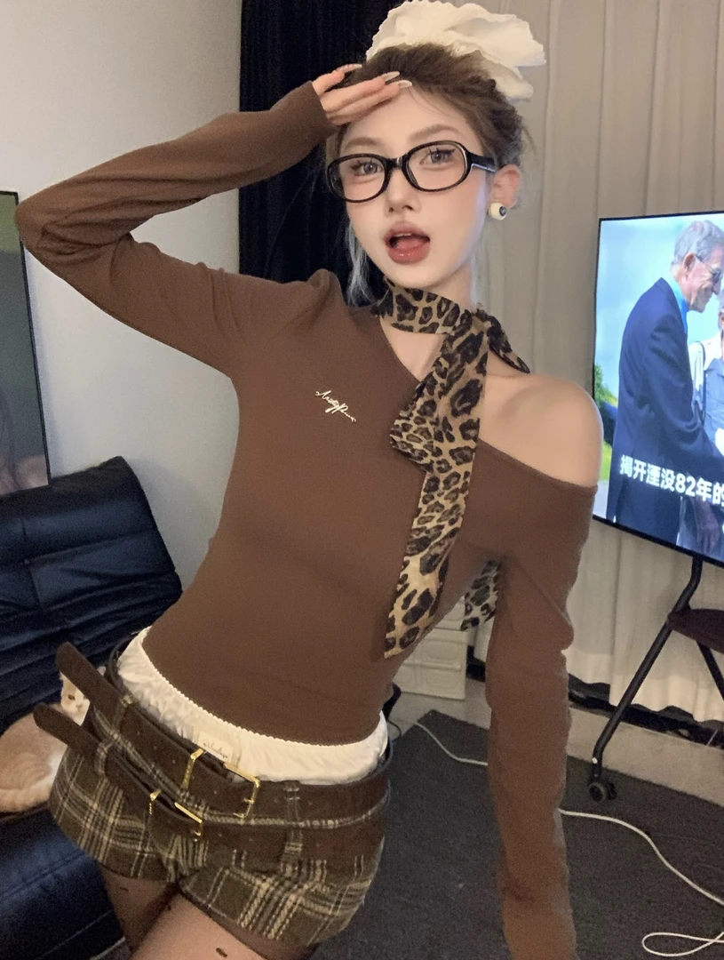 【福利款NO退换】拼接丝巾斜肩设计感 内里带薄绒打底衫上衣