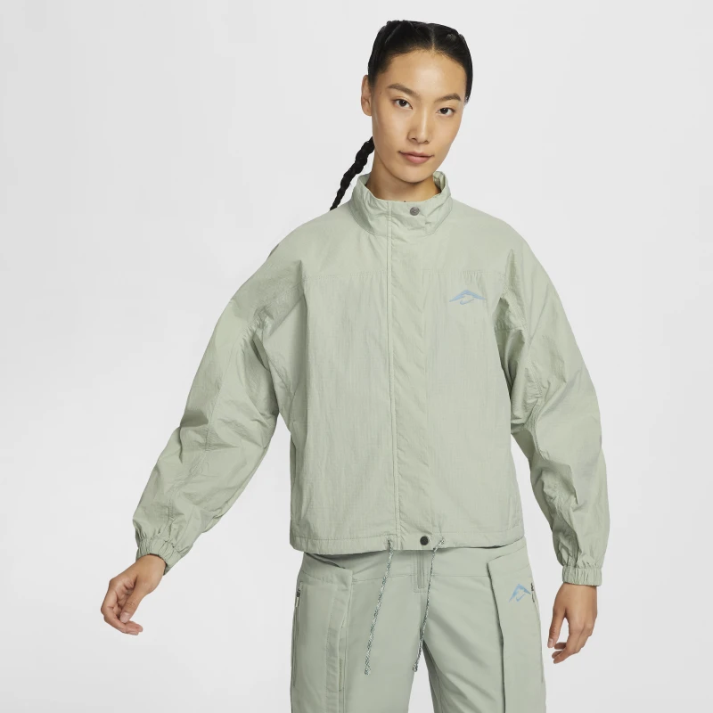 Nike Trail Repel 女子拒水防晒跑步夹克 FN5926-370