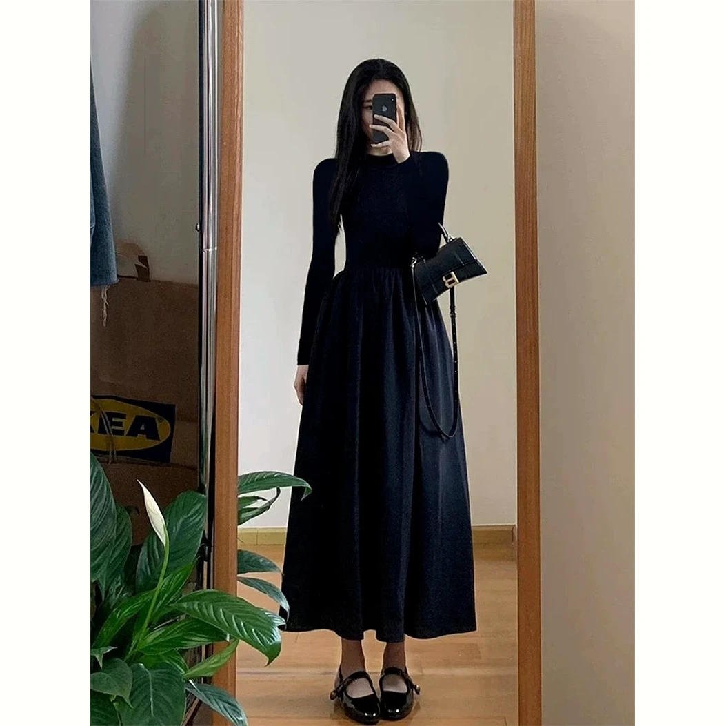 秋冬新款赫本风经典高档黑色连衣裙法式中长款气质修身显瘦小黑裙