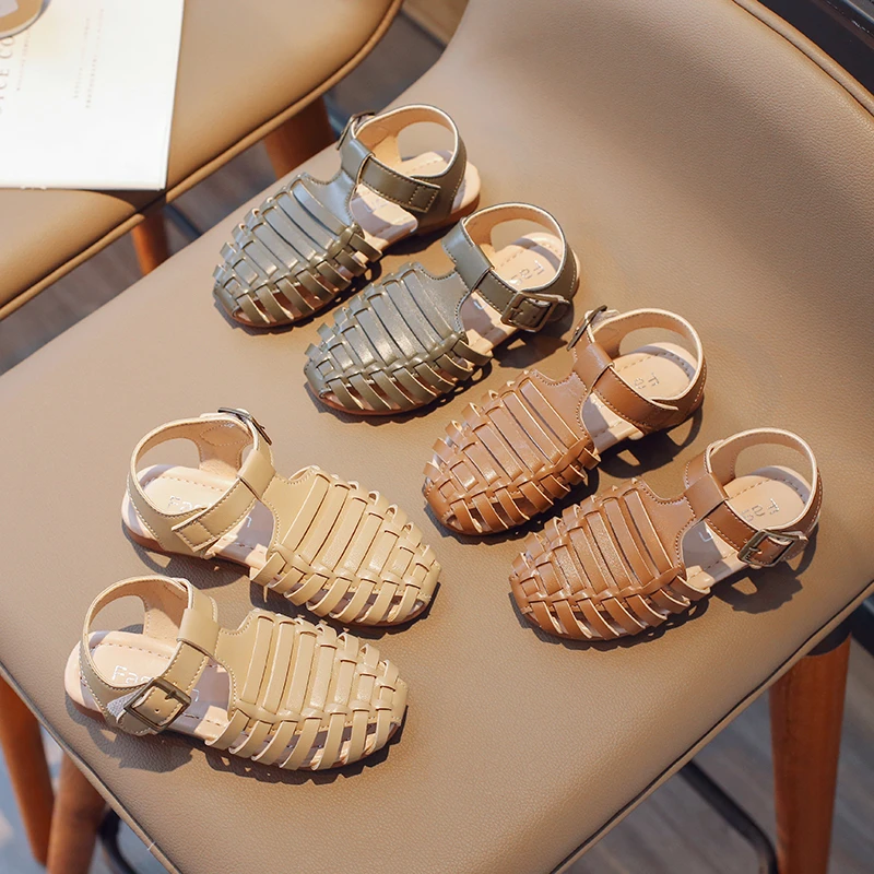 女童凉鞋2024年夏季新款包头软底韩版小女孩凉鞋复古编织镂空凉鞋