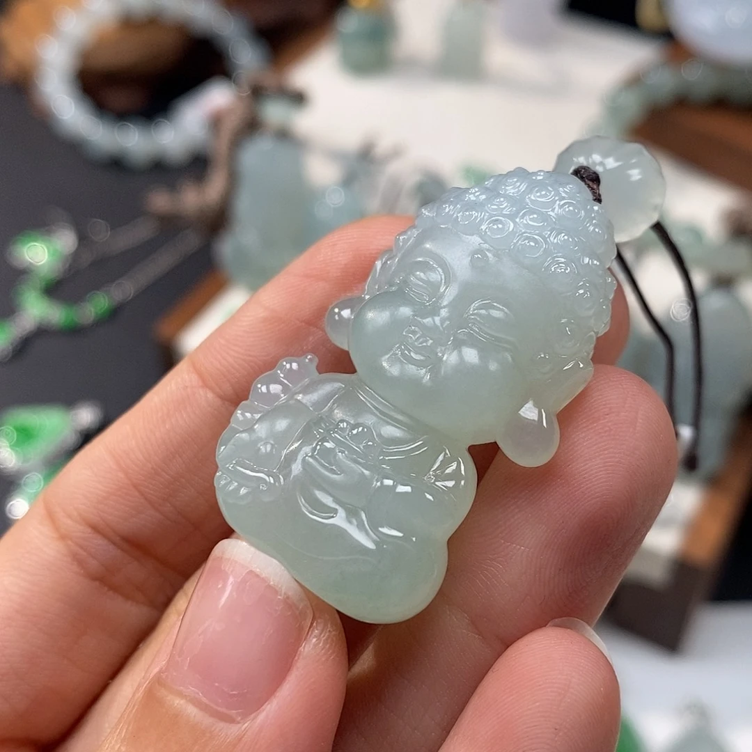 翡翠吊坠(不含链)未镶嵌药师18