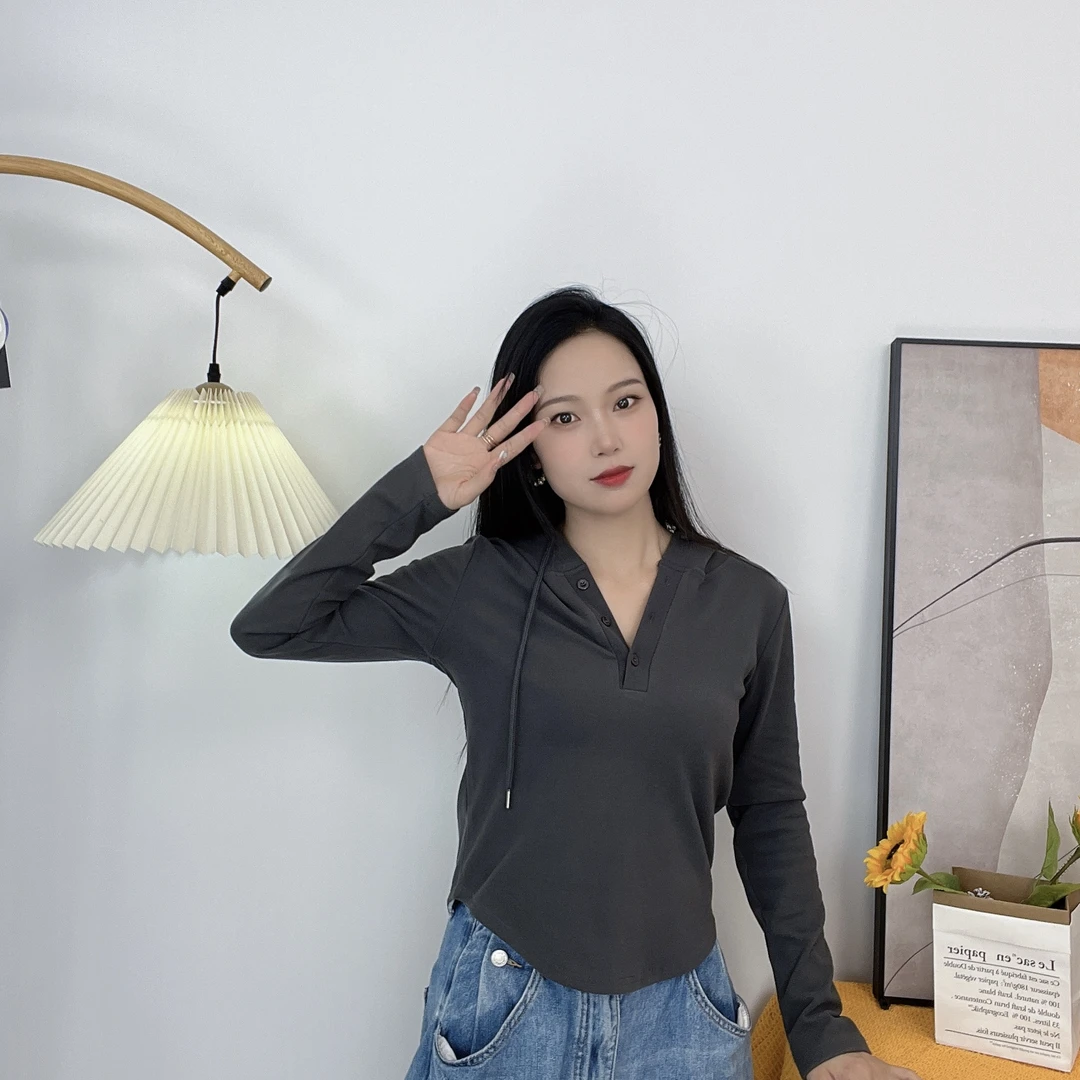纯色连帽t恤女秋冬内搭新款设计感小众修身显瘦卫衣长袖上衣