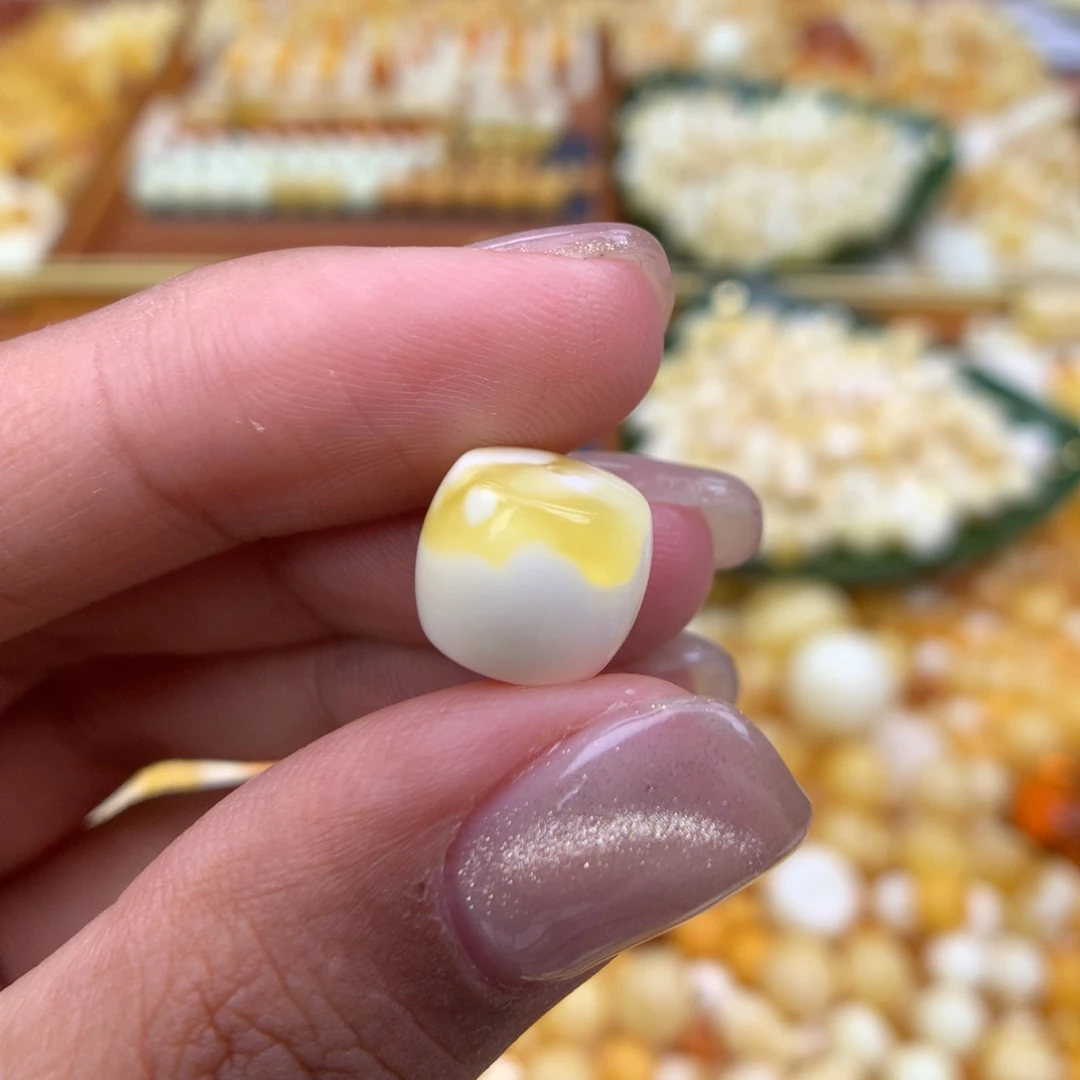 琥珀珠宝奇石未镶嵌11mm